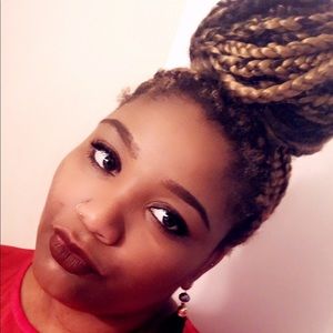 Meet your Posher, Ayana